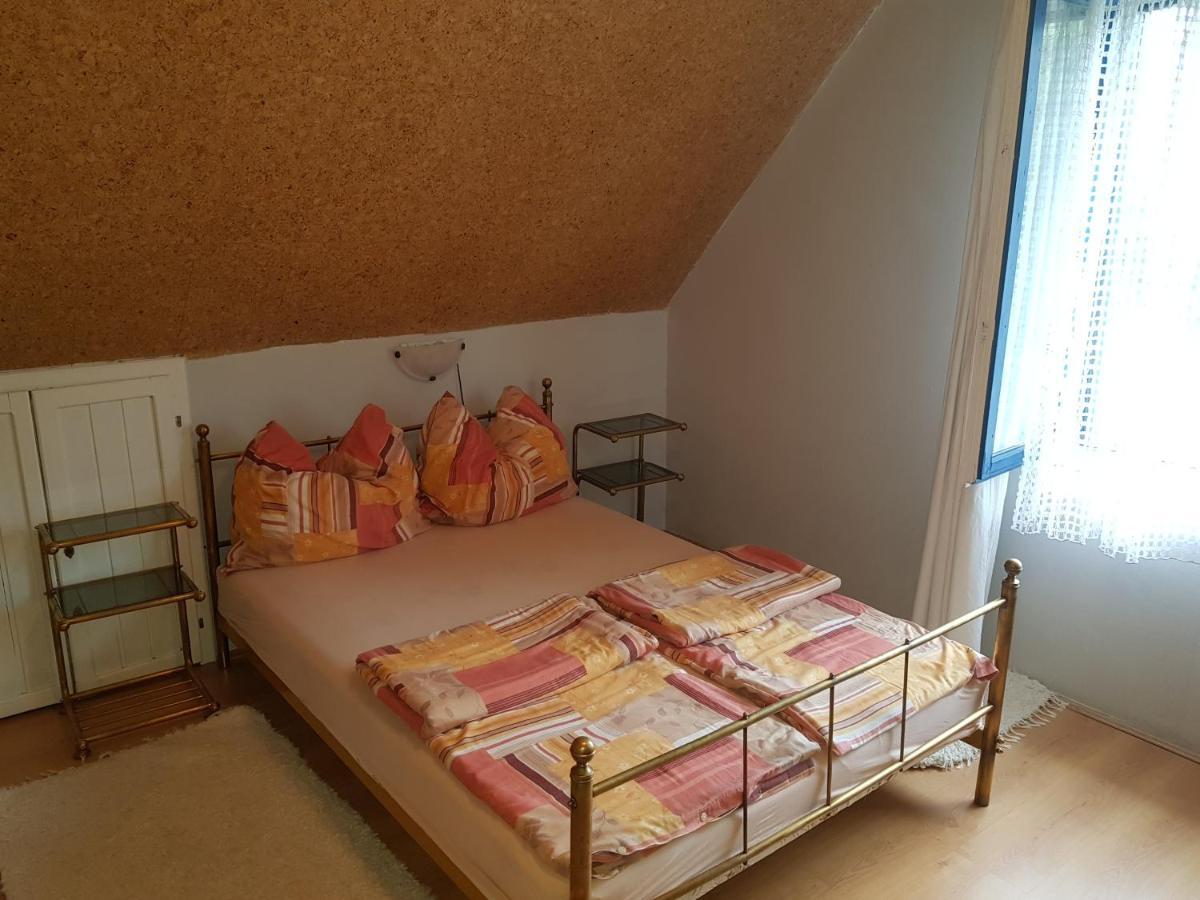 Aron Apartman Бадачоньтомай Екстер'єр фото